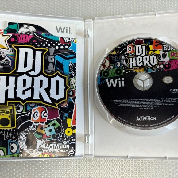 Wii DJ Hero (Disc Scratched - WORKS (Tested) - 1560 - Picture 2 of 2